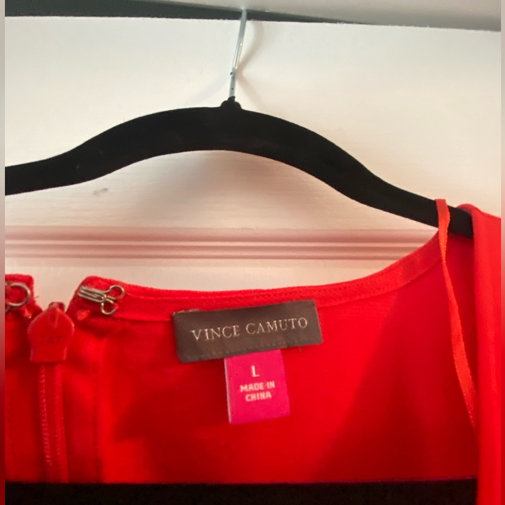 VINCE CAMUTO V NECK JUMPSUIT - Picture 7 of 7